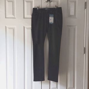 Black Cabi Slim Boyfriend style 3387 NWT  Size 2
